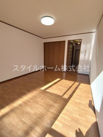 【内装】 | グランデージSｕｚｕｒａｎ | 別部屋写真です。