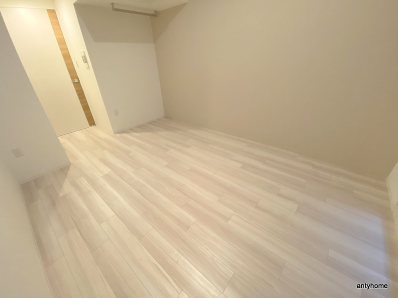 アドバンス江坂ラシュレ 仲介手数料無料の洋室