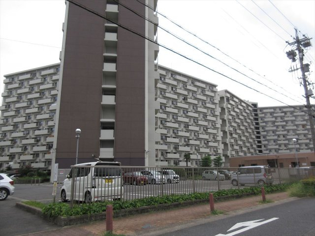 中富住宅D棟