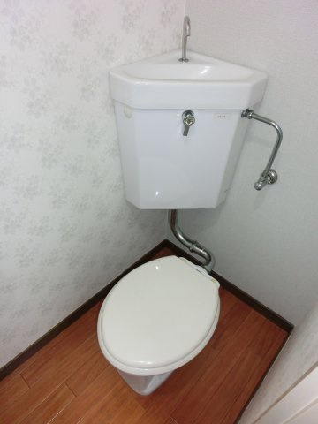 西田産業第6ビルのトイレ