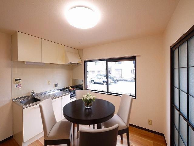 アルカディアＡ・Ｂの居間・リビング|CGで家具等を配置したもので家具等は含まれません