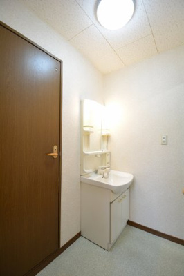 【洗面所】 | シティパレスフォンテーヌD棟 | 忙しい朝には欠かせない洗面所です