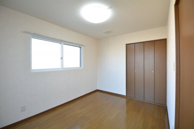 【寝室】 | シティパレスフォンテーヌD棟 | 寝室にいかがでしょうか(ベランダ側)