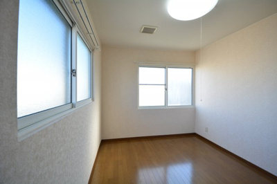 【子供部屋】 | シティパレスフォンテーヌD棟 | お子さんのお部屋にいかがでしょうか(南側)