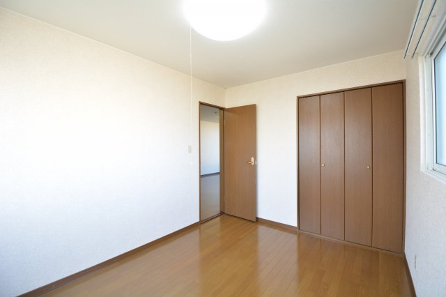 【寝室】 | シティパレスフォンテーヌD棟 | (南側)
