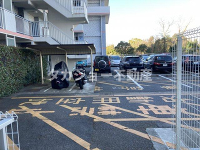 【駐車場】 | アーベントハイム幕張花見川 | 駐車場に車を止められます
