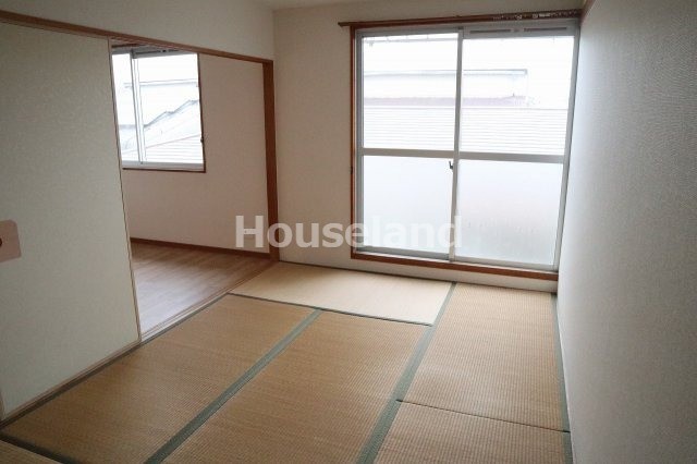 プレジール鳴神の和室