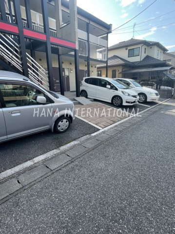 エーリの駐車場
