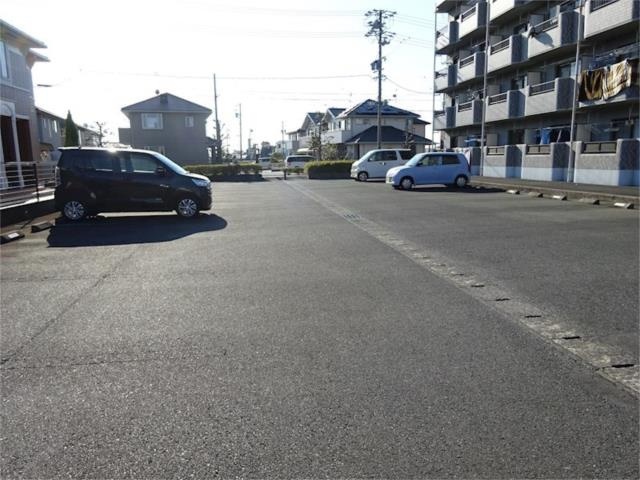 【駐車場】 | グランピアＩ