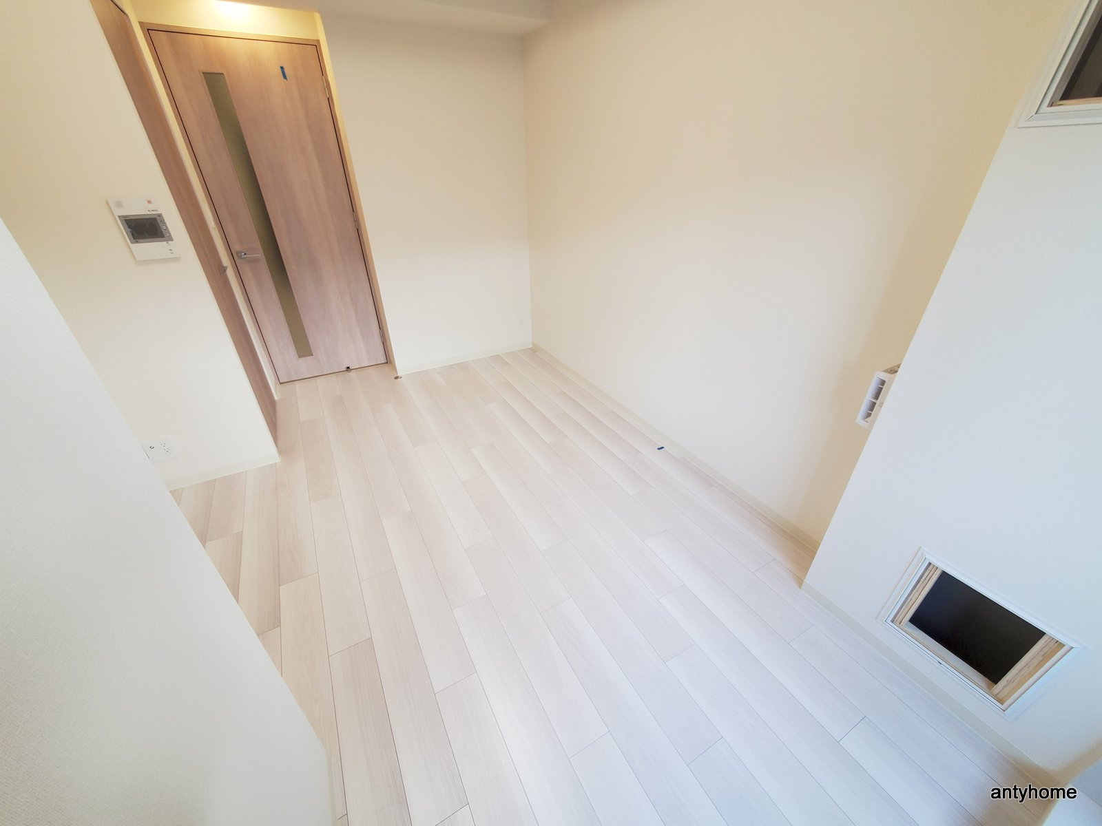 プレサンス福島吉野ミナージ 仲介手数料無料の居間・リビング