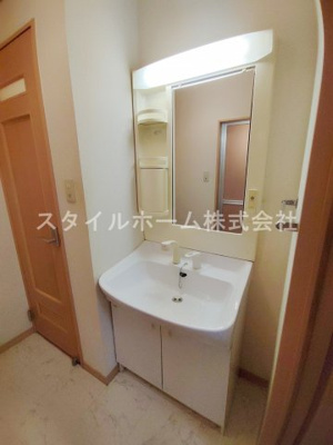 【洗面所】 | ライフインビーサークル | 別部屋写真です。