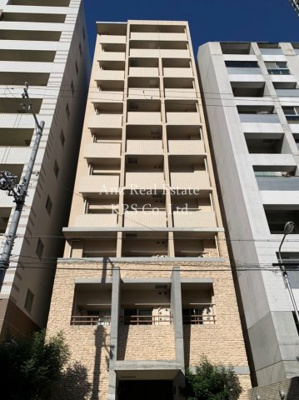 【外観】 | レジュールアッシュ心斎橋LUXE | 暖かみのある色合いの外観のマンションです♪