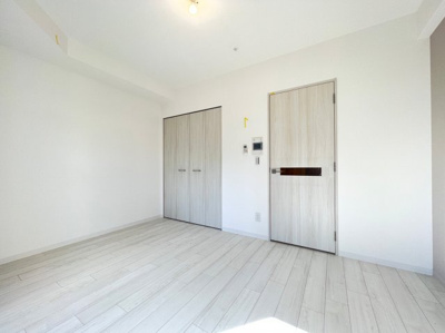 【居間・リビング】 | ワールドアイ大阪ドームシティII