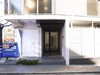 【エントランス】
