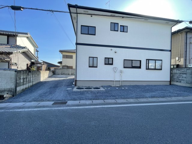 神川町八日市　中古1490の前面道路含む現地写真|前面道路含む現地写真です