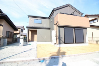 【外観】 | 全居室南向きの陽当り良好な３ＬＤＫ新築住宅☆