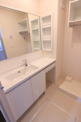 【洗面所】 | con.塩屋浜