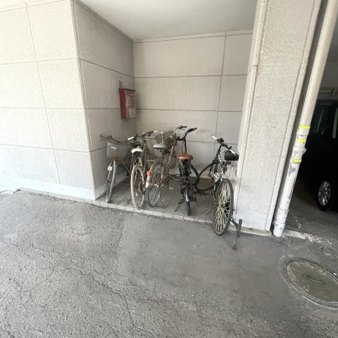 ベルシーヌ中島のその他共用部分