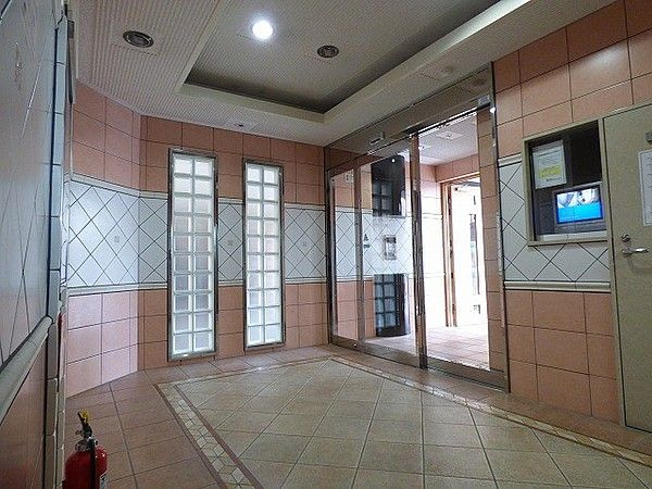 【エントランス】 | ピュアドームデュエル博多 | 建物の内部です