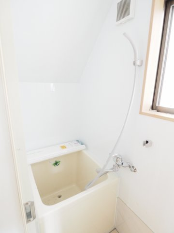 野田市木間ケ瀬　中古戸建　令和3年築の浴室|お風呂も完備です。