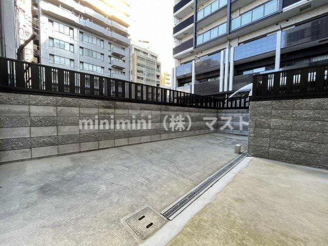 フォーリアライズ難波フィデルの庭