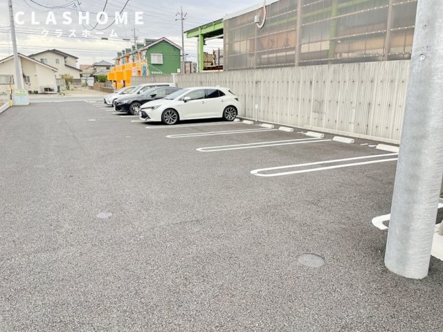 グランメゾン知立　　刈谷市近郊の賃貸ならクラスホーム刈谷店の駐車場