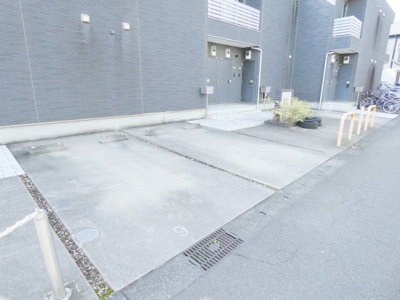 【駐車場】 | プリマヴェーラ