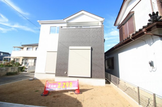 【外観】 | 水廻りがまとまっていて家事効率の良い間取りの５ＬＤＫ新築住宅☆