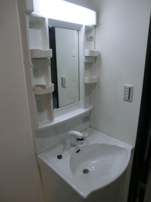 【独立洗面台】 | メゾン・ドゥ・フォレスト