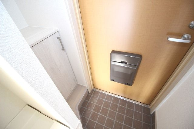 フィットハイム青柳の玄関|シンプルで使いやすい玄関です