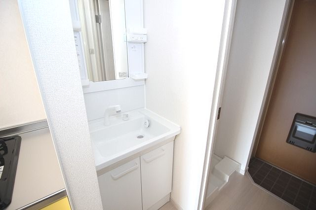 フィットハイム青柳の独立洗面台|独立洗面台で身支度をすべて済ませてしまいましょう