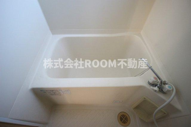 ラインマンション3の浴室|コンパクトで使いやすいお風呂です