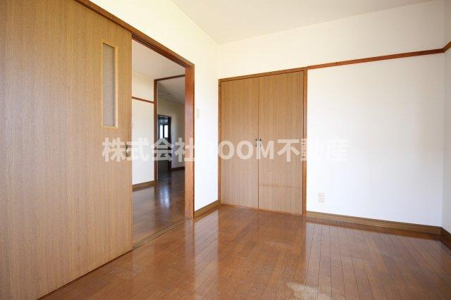 ラインマンション3の寝室|使い勝手のいい寝室です