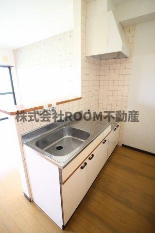 センチュリー21金田　E棟のキッチン|お料理しやすいキッチンです