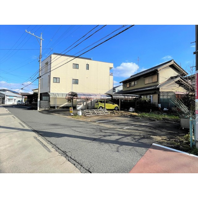 岐阜市鏡島西２丁目の駐車場の駐車場