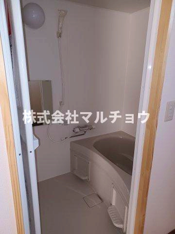 まるよしマンションの浴室|ゆったり過ごせるお風呂です