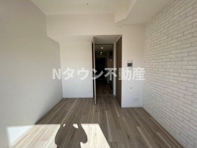 【居間・リビング】 | プレサンス新栄ユリシス | こちらのリビングで趣味の時間をお楽しみください