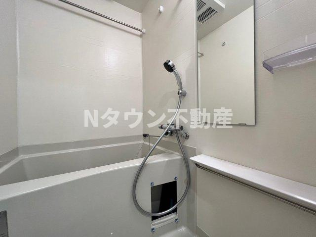 【浴室】 | プレサンス新栄ユリシス | 落ち着いた空間のお風呂です