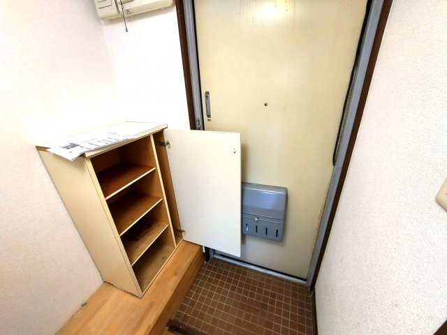 サンヒル南小池の玄関