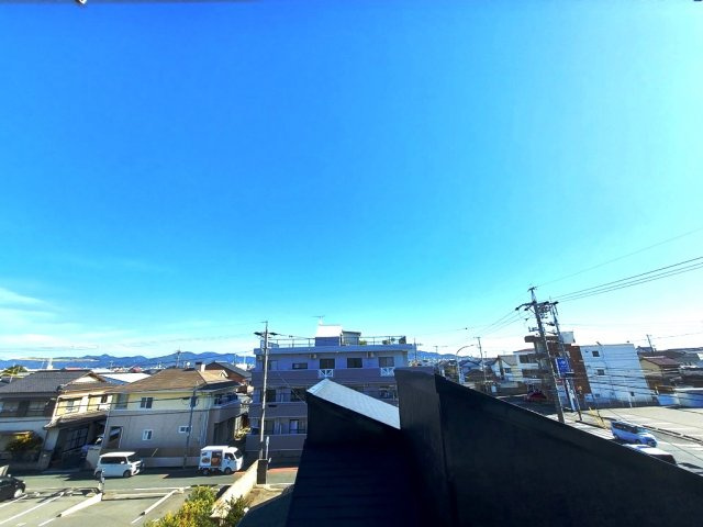 サンヒル南小池の展望