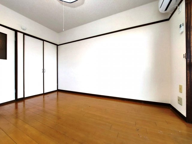 サンヒル南小池の居間・リビング