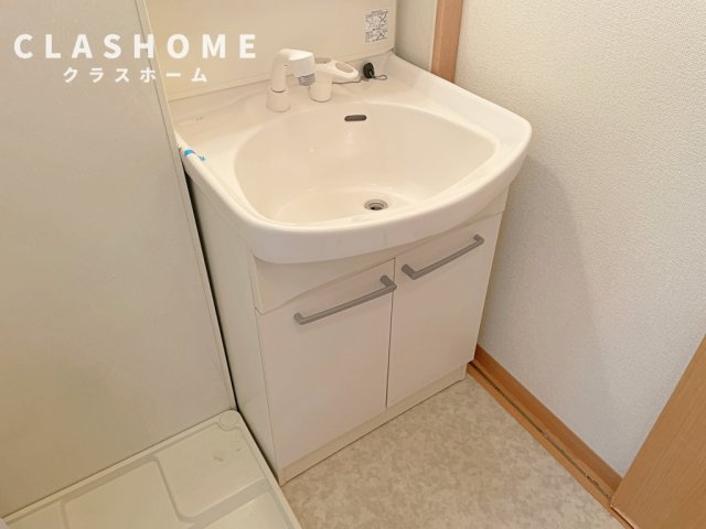 セジュール荒井　Aの洗面所|同物件の別部屋になります。