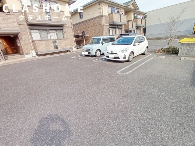 セジュール荒井　Aの駐車場