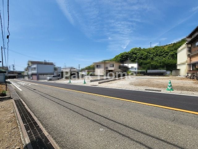 香美市土佐山田町神母ノ木 ①区画 売土地の前面道路含む現地写真