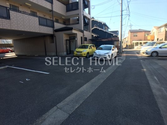 【駐車場】 | サイリッチ久後崎 | 駐車場完備です