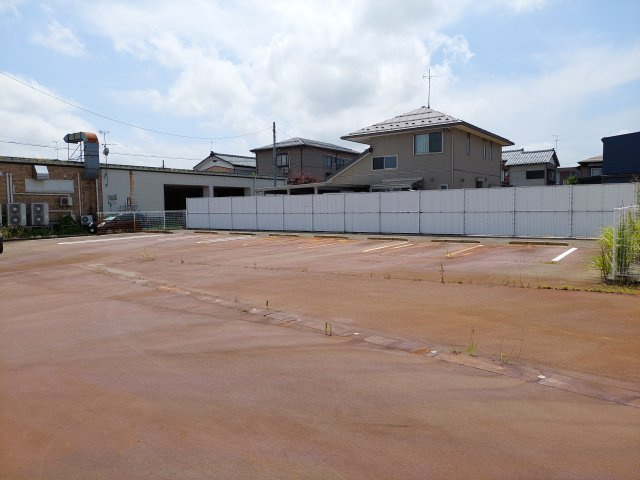 見附市今町4丁目　貸店舗の駐車場|店舗横　駐車場（6台駐車+大型車1台可）