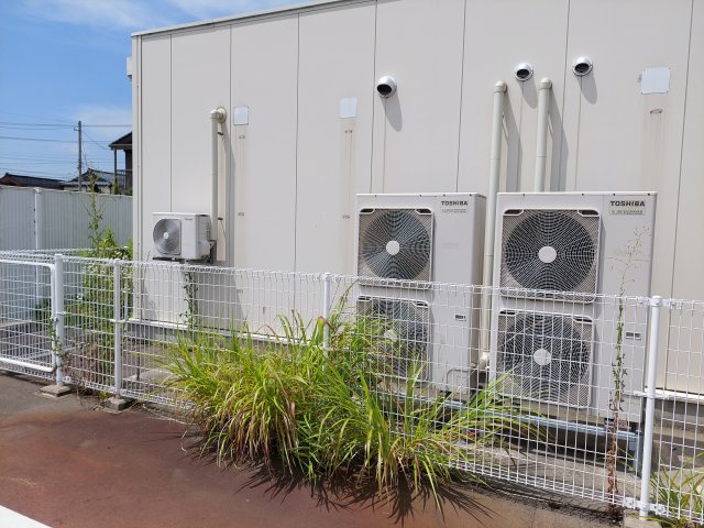 見附市今町4丁目　貸店舗の外観|室外機