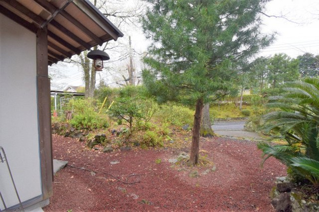 【庭】 | 伊豆急伊豆高原別荘地　戸建