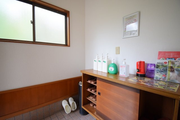 【玄関】 | 伊豆急伊豆高原別荘地　戸建