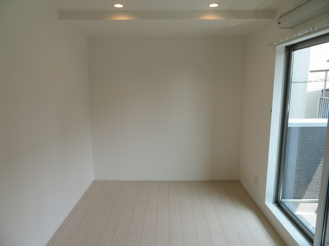 メゾンドペーシェ鴻池の寝室